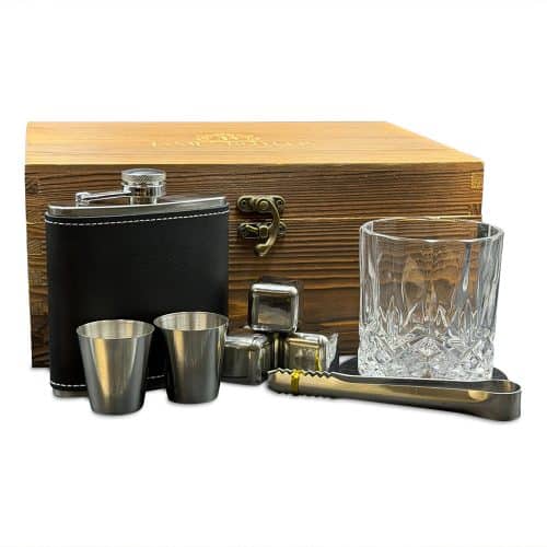 The Master Distiller Hip Flask Box Set - Perfect Menโs Gift